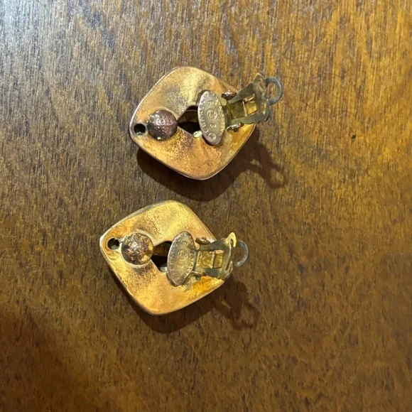 Chanel Vintage Coco Mark gold plated diamond motif Clip on Earrings - Picture 3 of 7